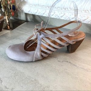 Anthropologie Sachelle lavender lace up sandals